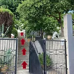 Sotiris Idyllic Garden House كالامباكا