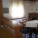 بيت للعطل Sotiris Idyllic Garden House *