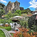 Sotiris Idyllic Garden House كالامباكا