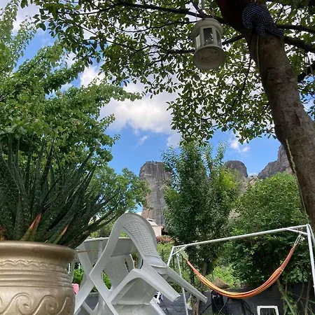 Sotiris Idyllic Garden House Tatil Evi Kalampáka