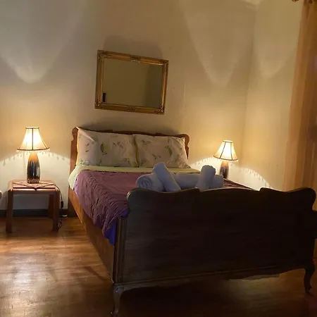 Sotiris Idyllic Garden House