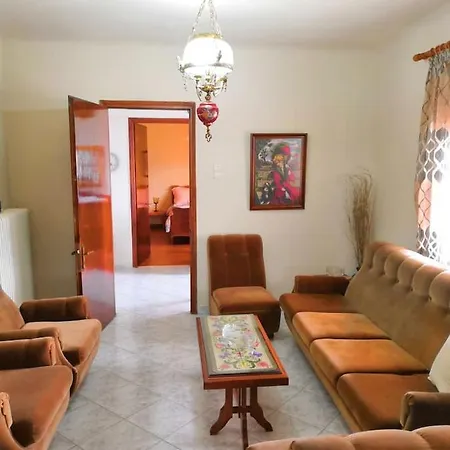 Sotiris Idyllic Garden House Tatil Evi