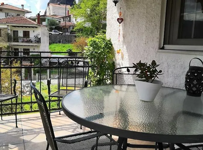 Vakantiehuis Sotiris Idyllic Garden House Kalampáka