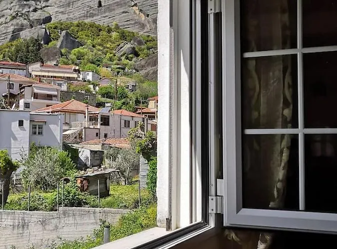 Sotiris Idyllic Garden House